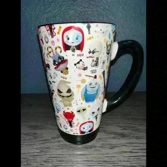 DISNEY WONDERGROUND GALLERY THE NIGHTMARE BEFORE CHRISTMAS TALL COFFEE MUG RARE - Picture 1 of 6